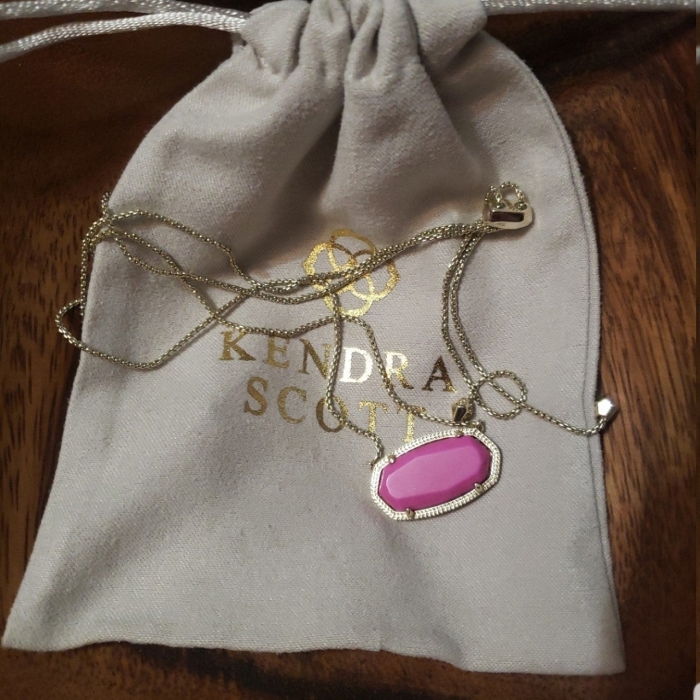 SOLD-Vintage Kendra  Scott Delaney Necklace in Gold and Magenta Magnesite